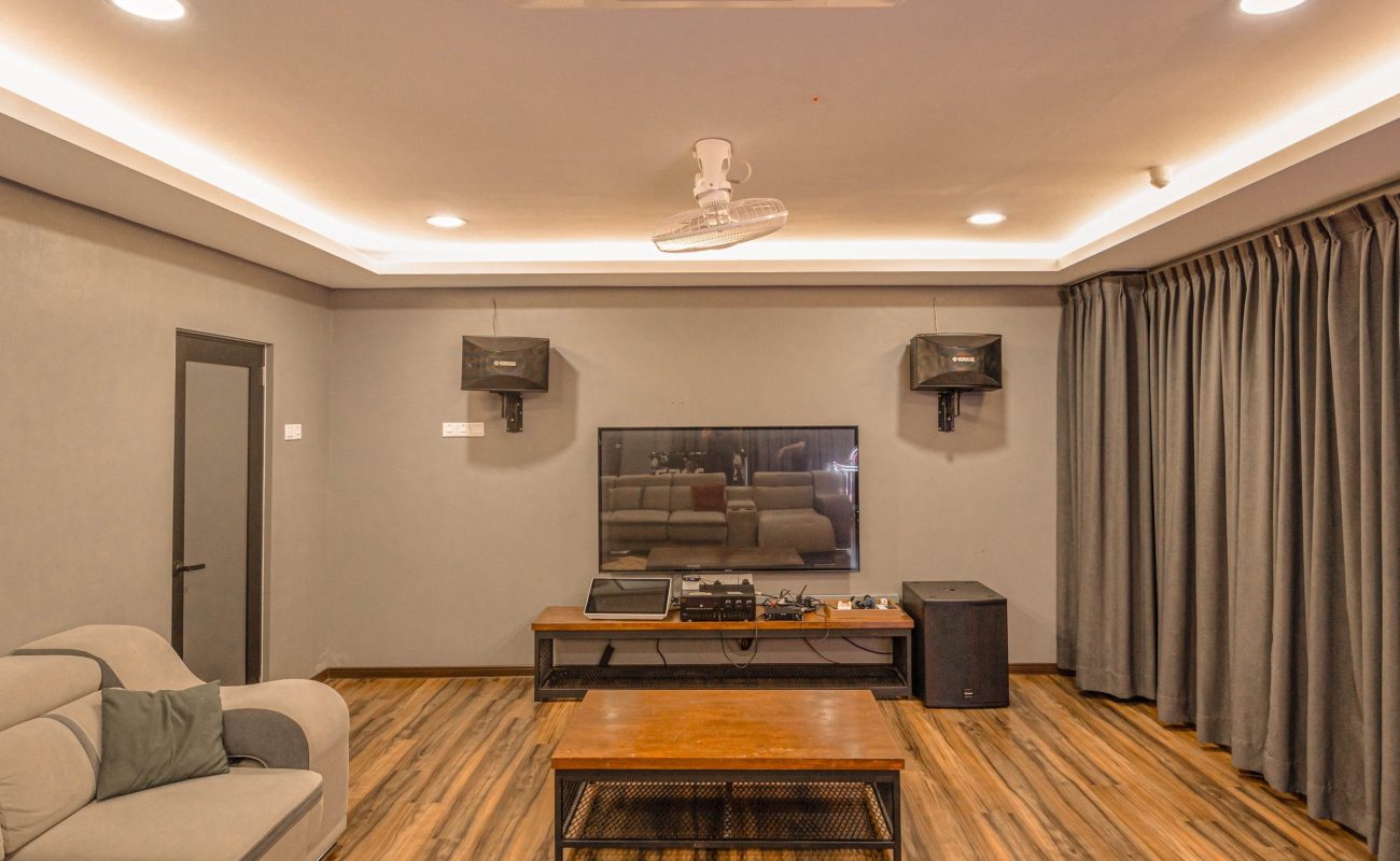 Spacious living room equipped with professional Karaoke KTV system at Le's Homestay Lot 916 A'Famosa Homestay