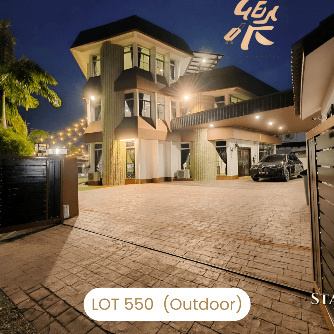 Night exterior front view of Le's Homestay Lot 550, a spacious Homestay Melaka Private Pool villa near town.