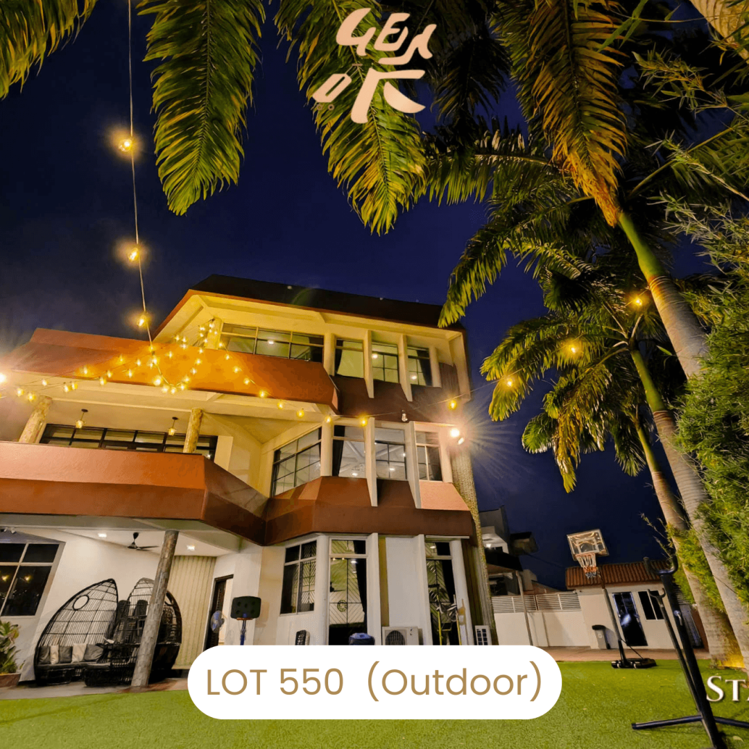 Three storey bungalow building view at night at Le's Homestay Lot 550, a large Homestay Melaka Private Pool venue.