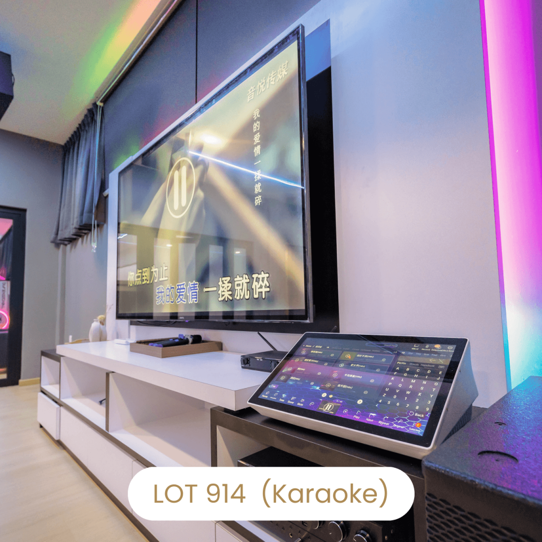 Professional Karaoke KTV system and TV setup at Le's Homestay Lot 914 A'Famosa Homestay