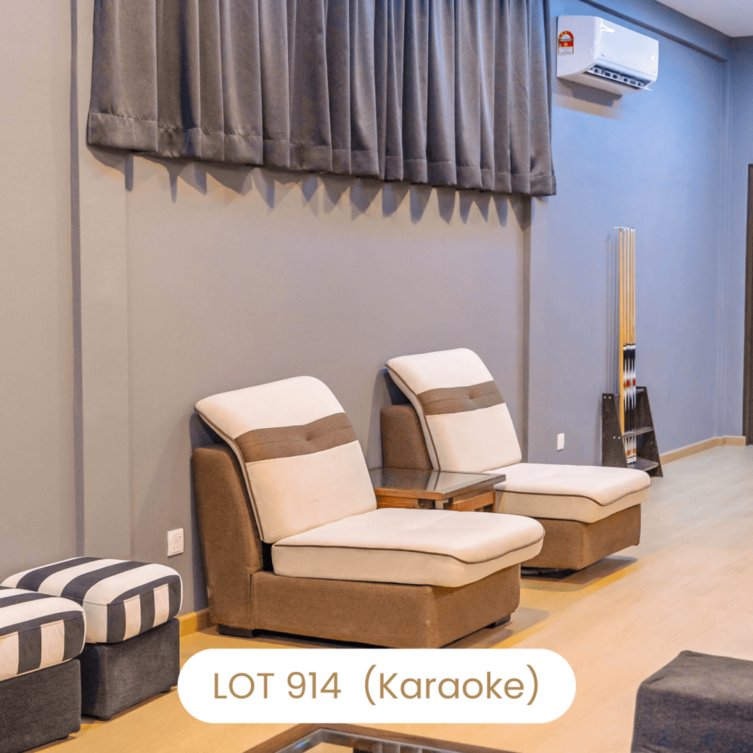Comfortable lounge seating chairs in entertainment hall at Le's Homestay Lot 914